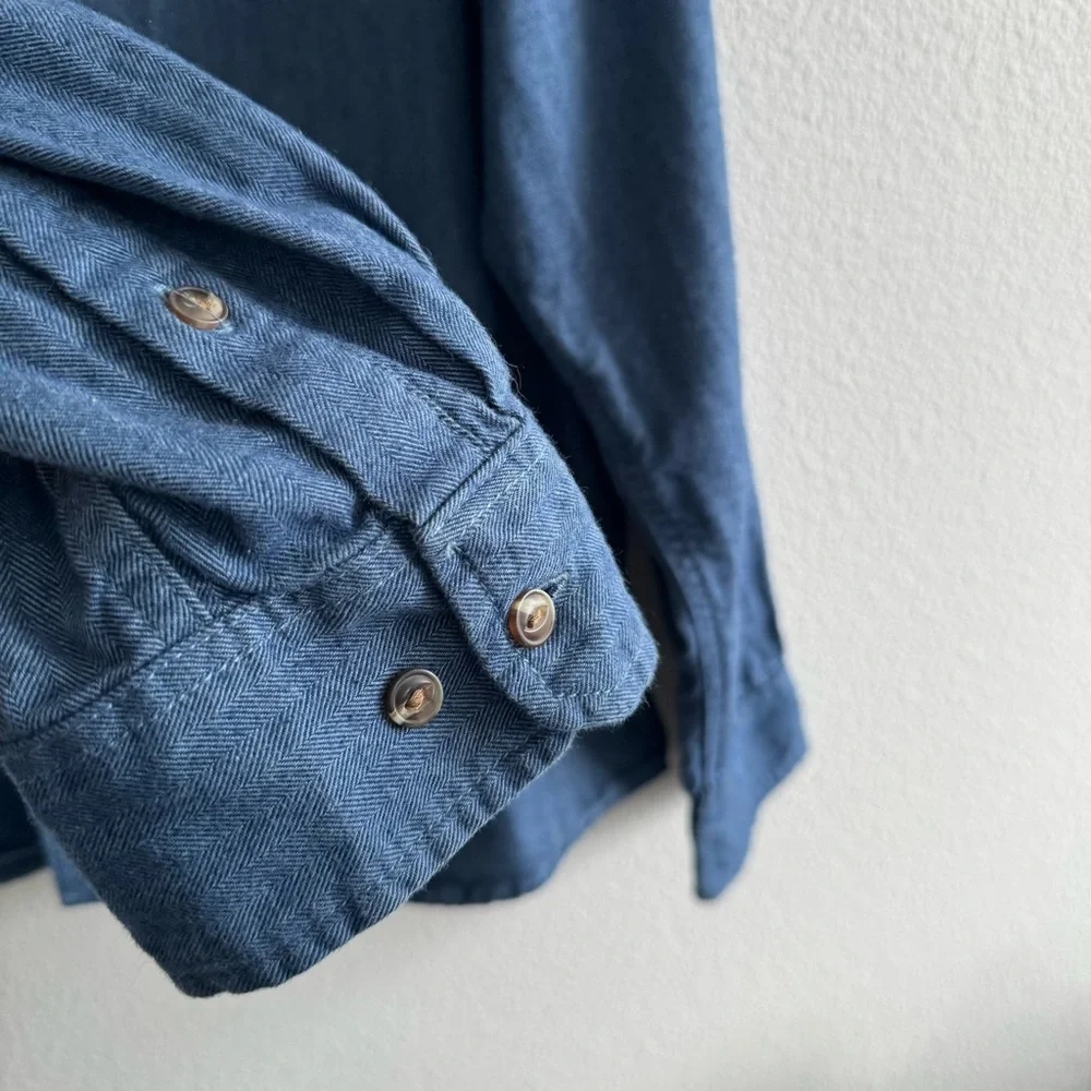 The North Face Blue Thick Cotton Button Down Long Sleeve Shirt Hiking Outdoors
